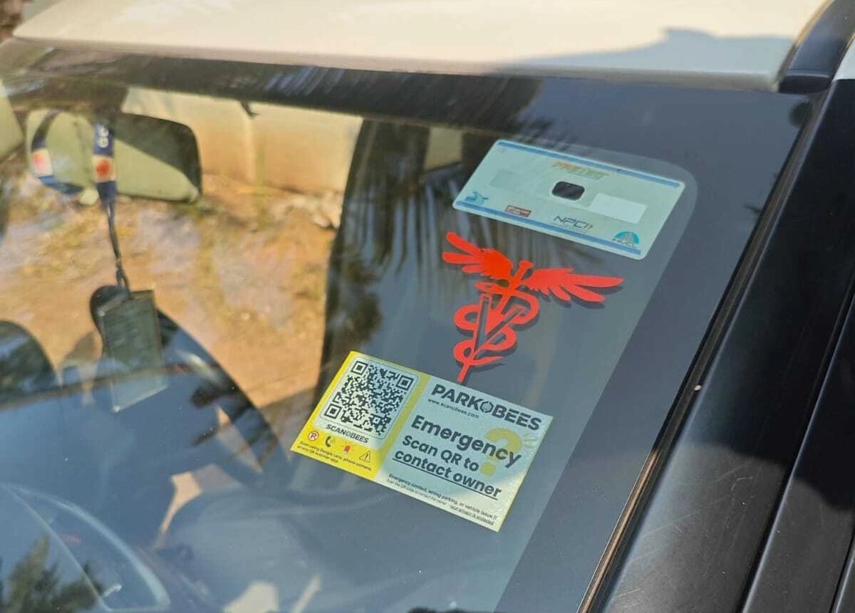 Emergency QR Sticker India for Cars, Bikes and Fleet Vehicles